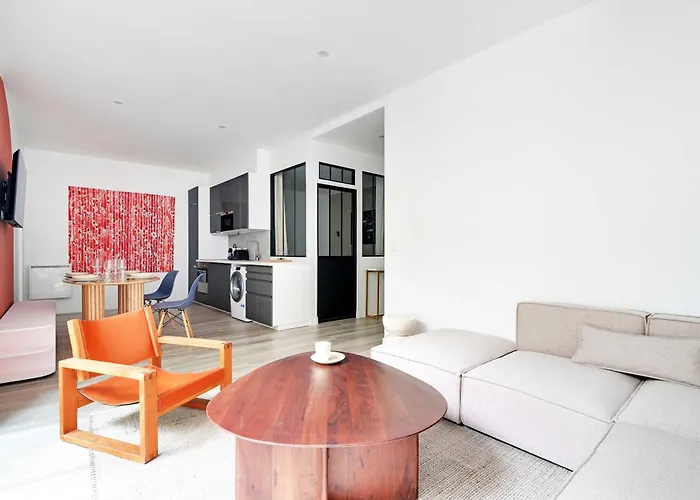Daire Charming With Patio - 2bd4p - Monceau Park