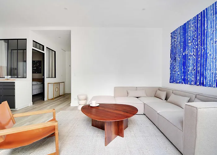 Διαμέρισμα Charming With Patio - 2bd4p - Monceau Park *