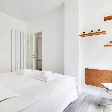 Daire Charming With Patio - 2bd4p - Monceau Park *