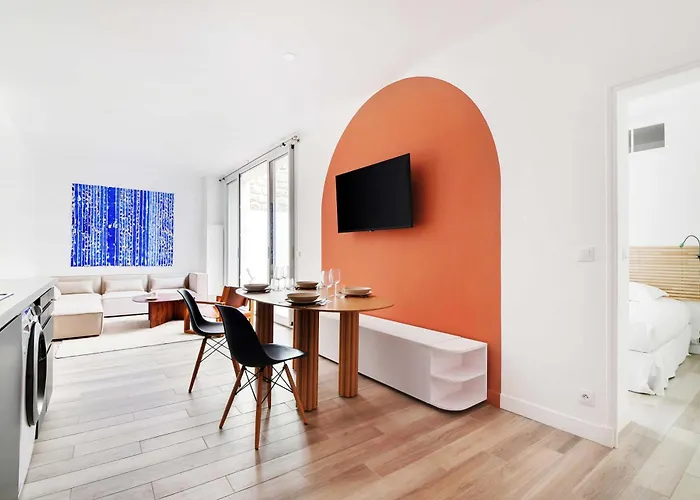 Charming With Patio - 2bd4p - Monceau Park *