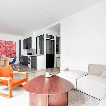 Appartement Charming With Patio - 2bd4p - Monceau Park