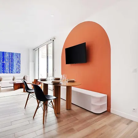 Charming With Patio - 2bd4p - Monceau Park *